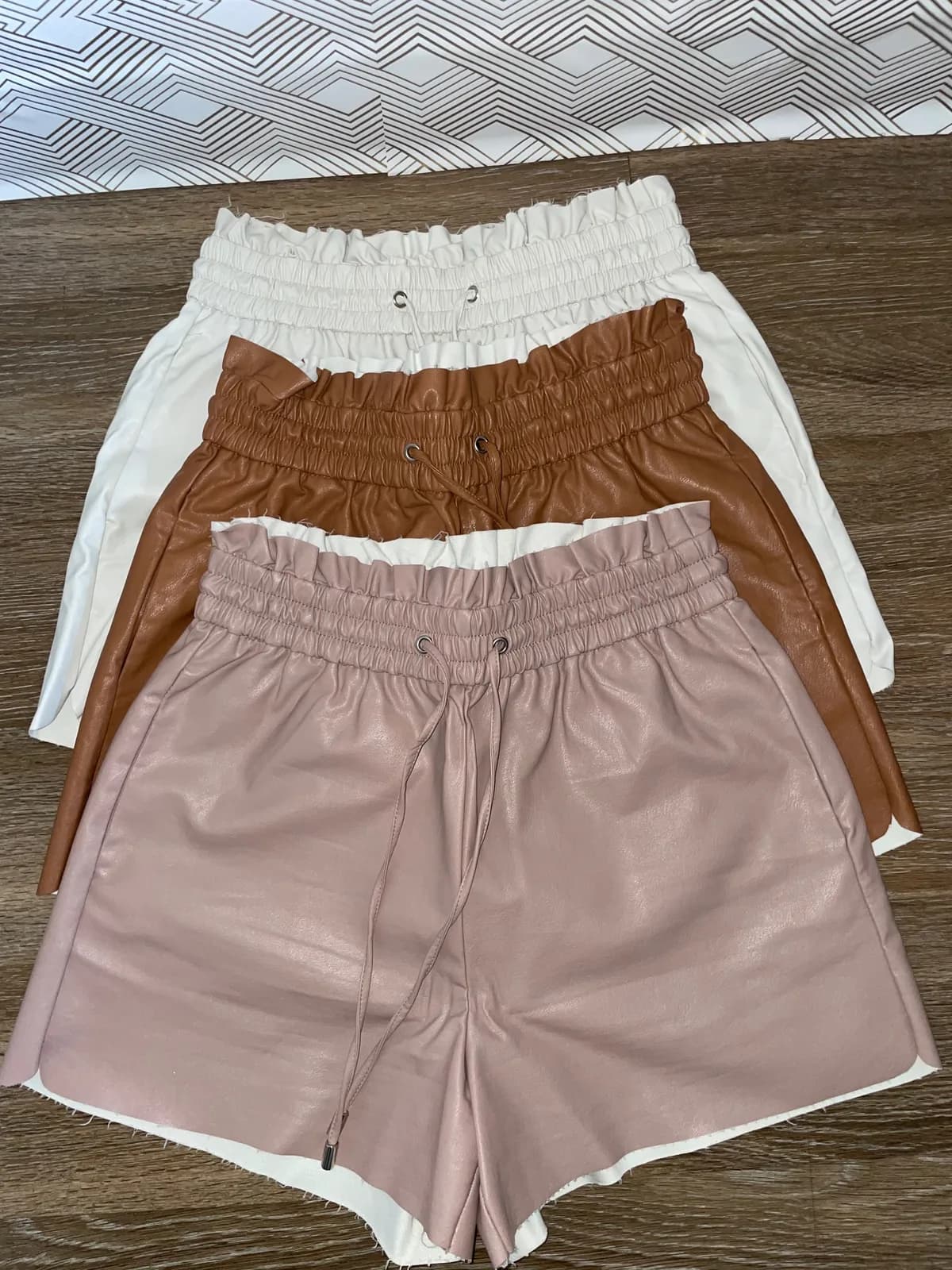 Vegan Leather short